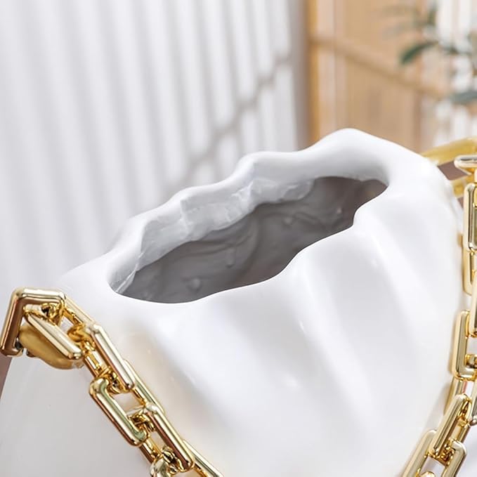 Aureva Cloud-Shaped Resin Vase