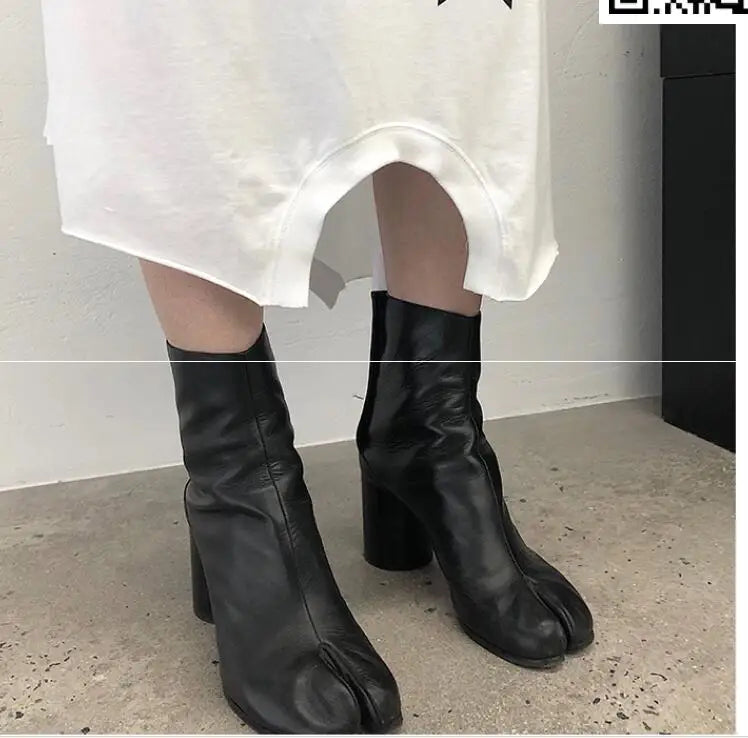 Ryoko Leather Tabi Boots