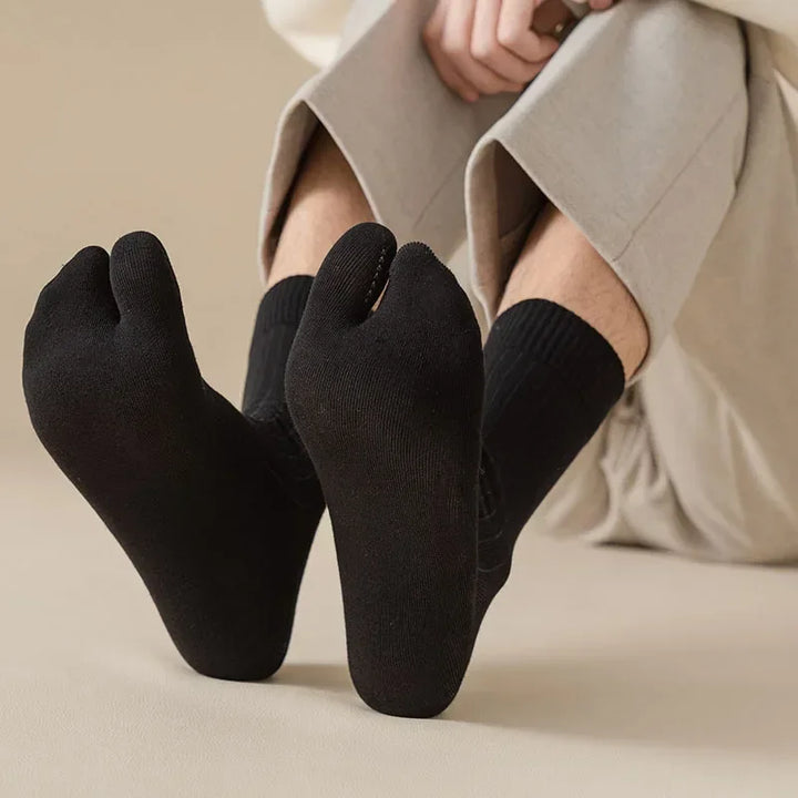 Kiyoto Tabi split toe sock